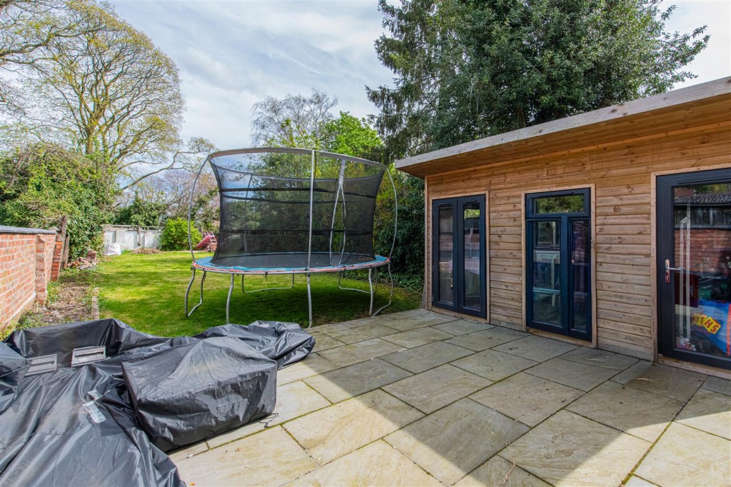 Images for St. Barnabas Street, Wellingborough EAID:oscarjamesapi BID:6