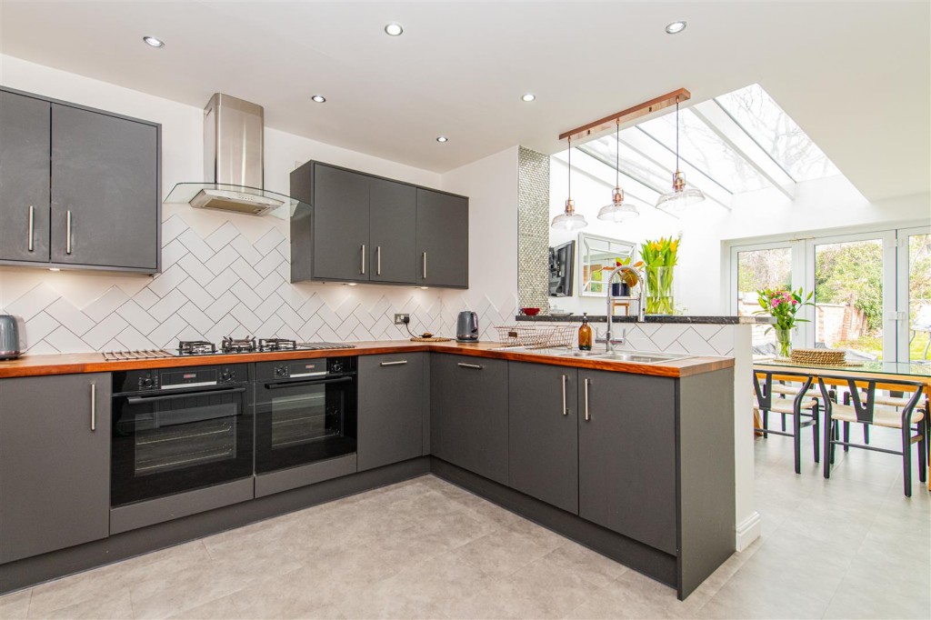 Images for St. Barnabas Street, Wellingborough EAID:oscarjamesapi BID:6