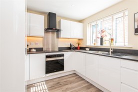 Images for Eyam Close, Desborough, Kettering