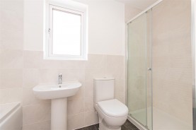 Images for Eyam Close, Desborough, Kettering