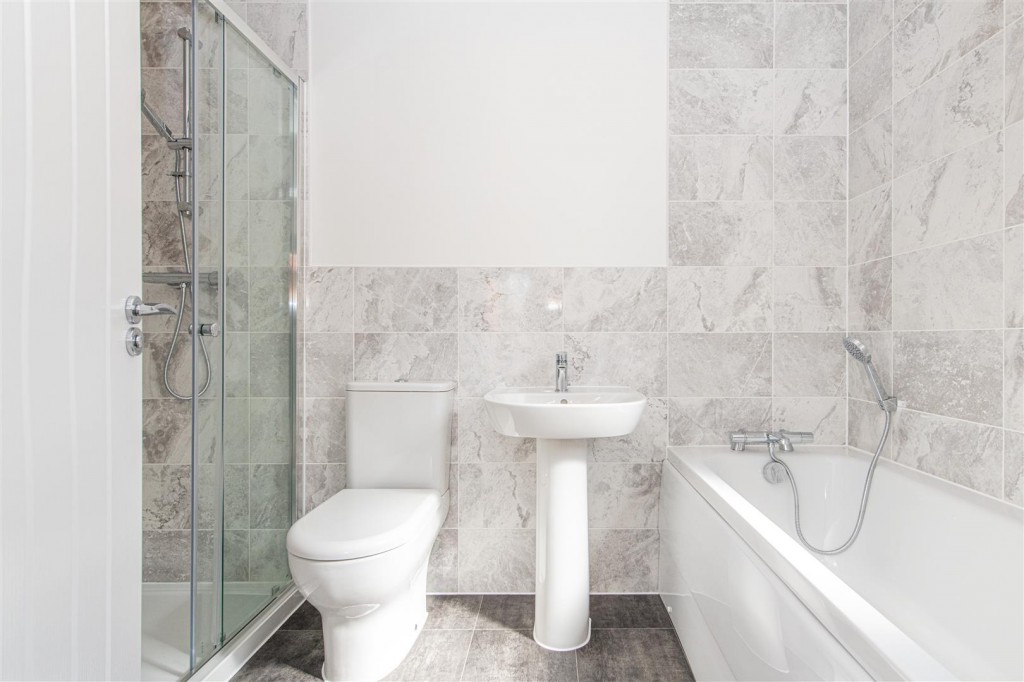 Images for Eyam Close, Desborough, Kettering EAID:oscarjamesapi BID:2