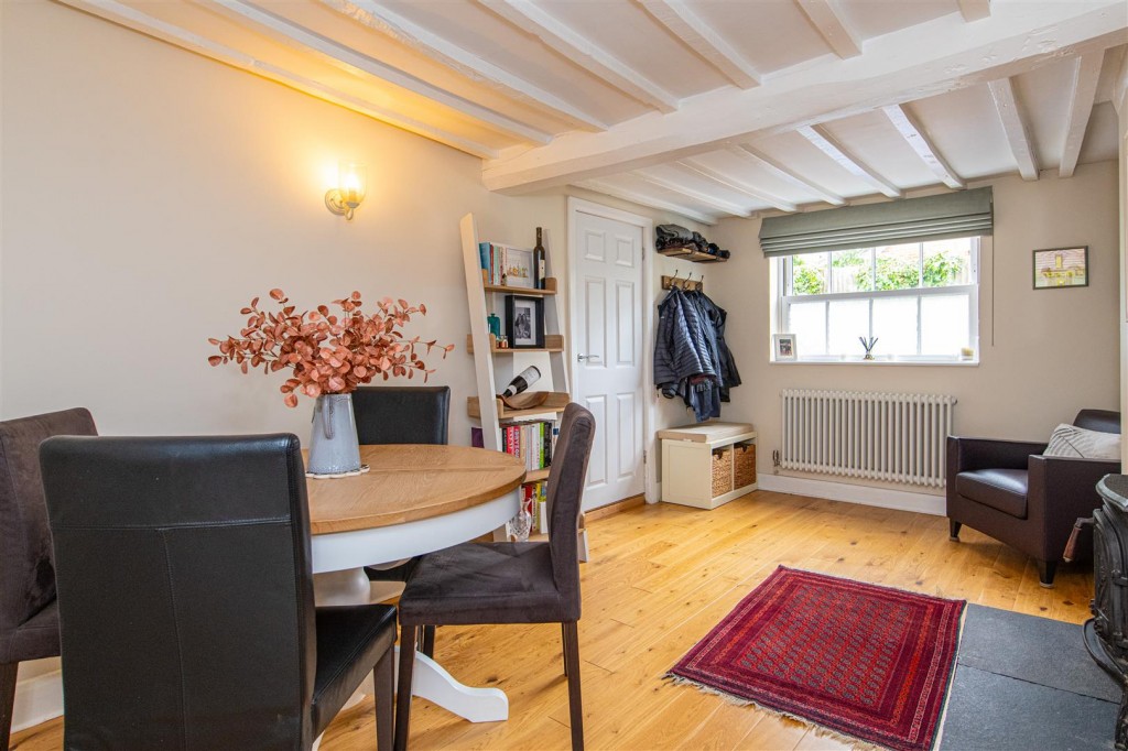 Images for Hall Lane, Welford EAID:oscarjamesapi BID:5