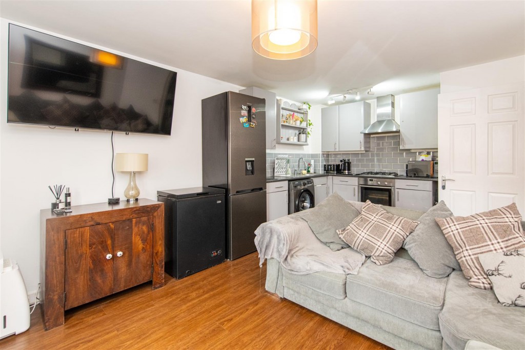 Images for Northampton Road, Wellingborough EAID:oscarjamesapi BID:6