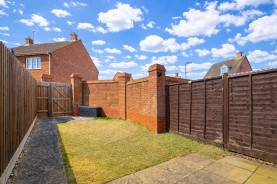 Images for Thistle Drive, Desborough