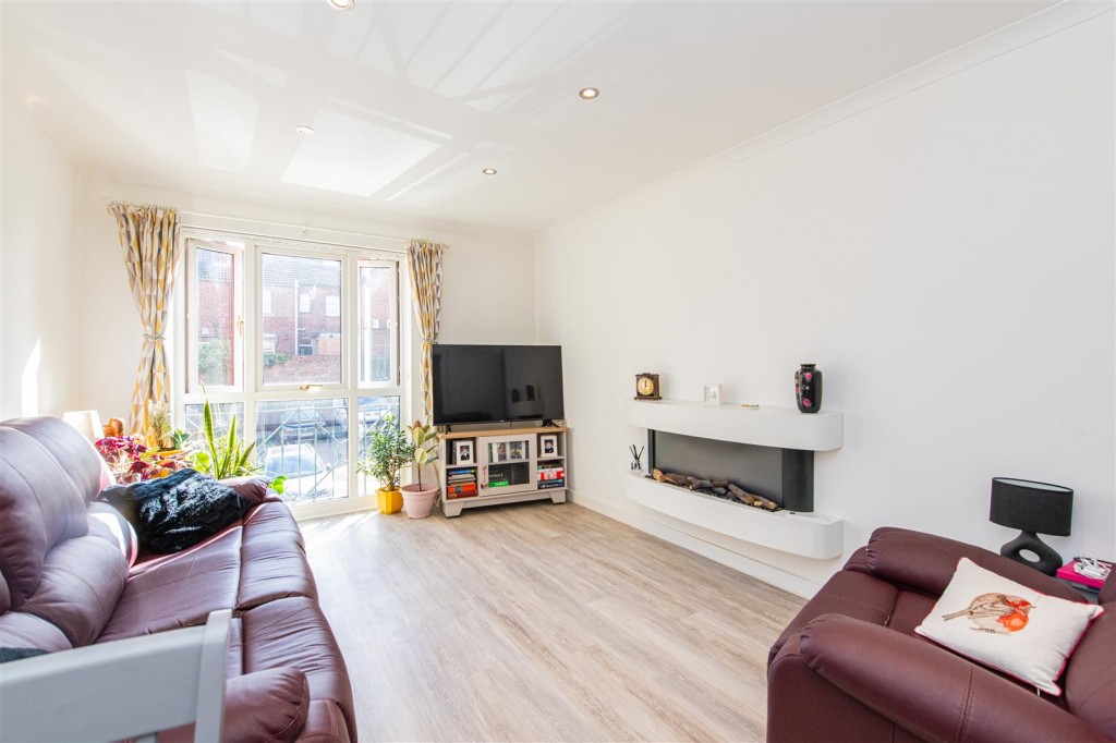 Images for George Street, Kettering EAID:oscarjamesapi BID:2