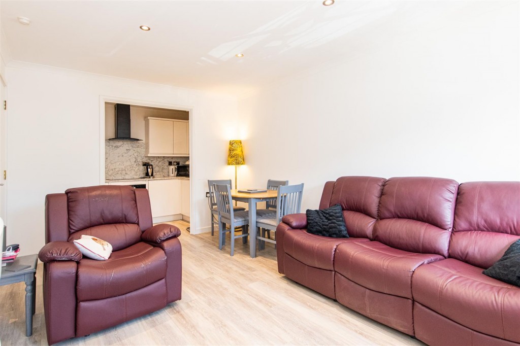 Images for George Street, Kettering EAID:oscarjamesapi BID:2