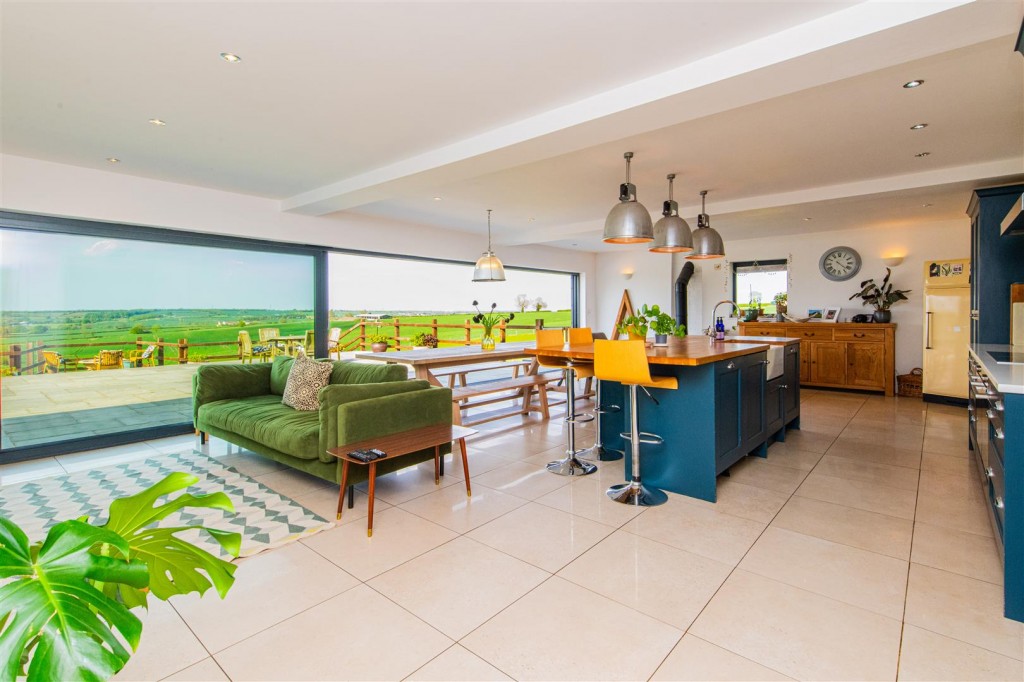 Images for Kelmarsh Road, Harrington, Northampton EAID:oscarjamesapi BID:5