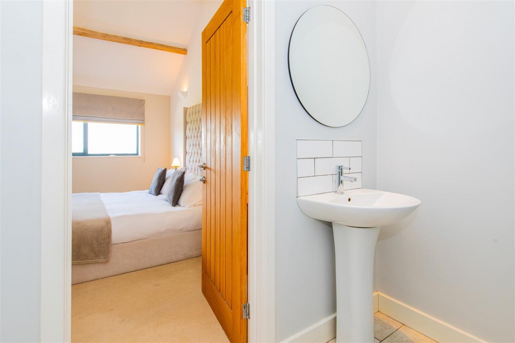 Images for Kelmarsh Road, Harrington, Northampton EAID:oscarjamesapi BID:5