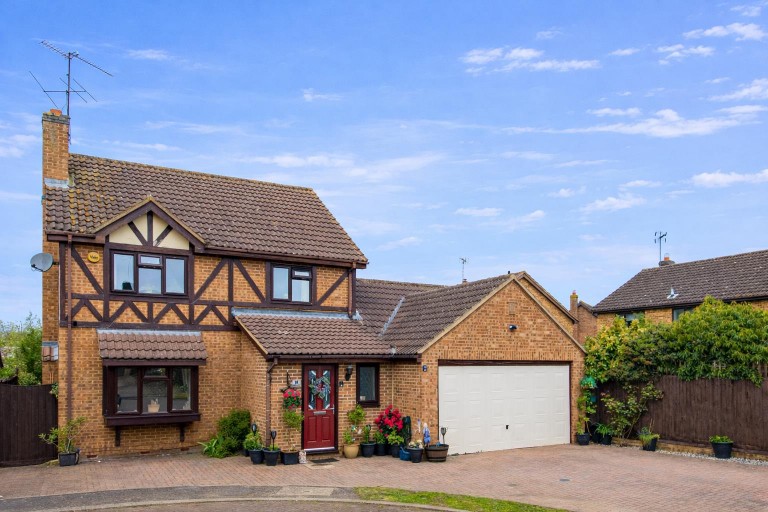 Burystead Rise, Raunds - EAID:oscarjamesapi, BID:8