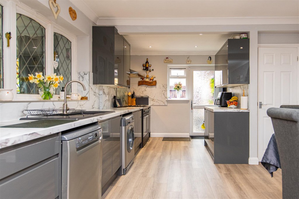 Images for Burystead Rise, Raunds EAID:oscarjamesapi BID:8