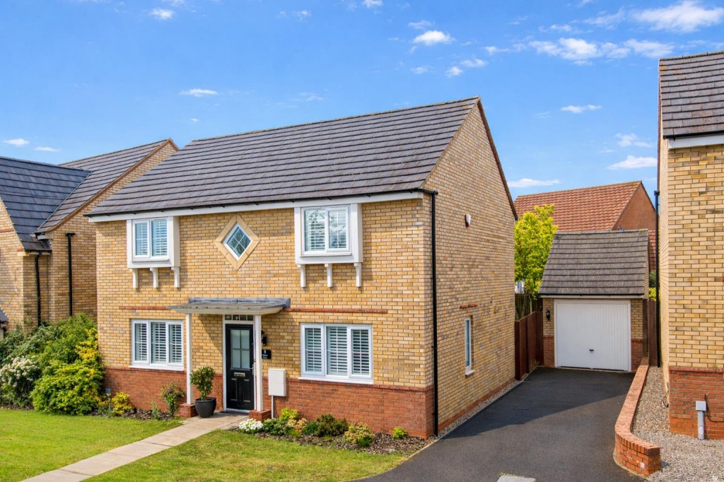 Images for Hillary Close, Corby EAID:oscarjamesapi BID:4