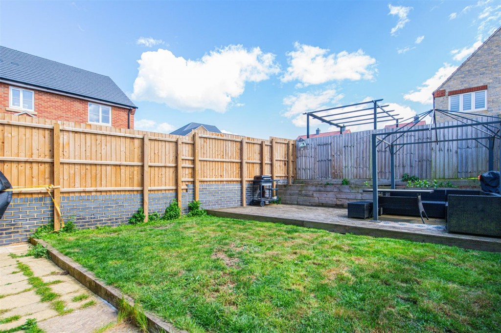 Images for Buttercup Close, Raunds EAID:oscarjamesapi BID:8