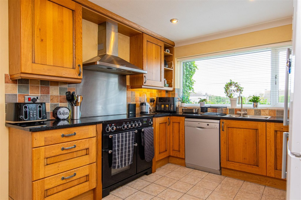 Images for Evergreen Drive, Little Addington, Kettering EAID:oscarjamesapi BID:3