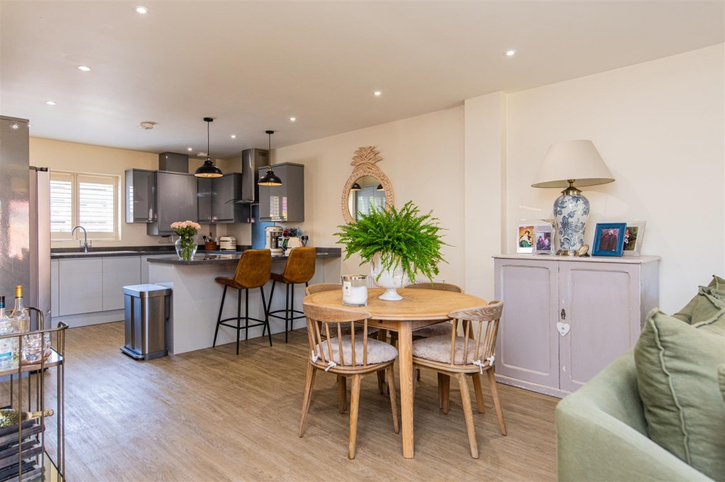 Images for Cumberland Close, Northampton EAID:oscarjamesapi BID:1