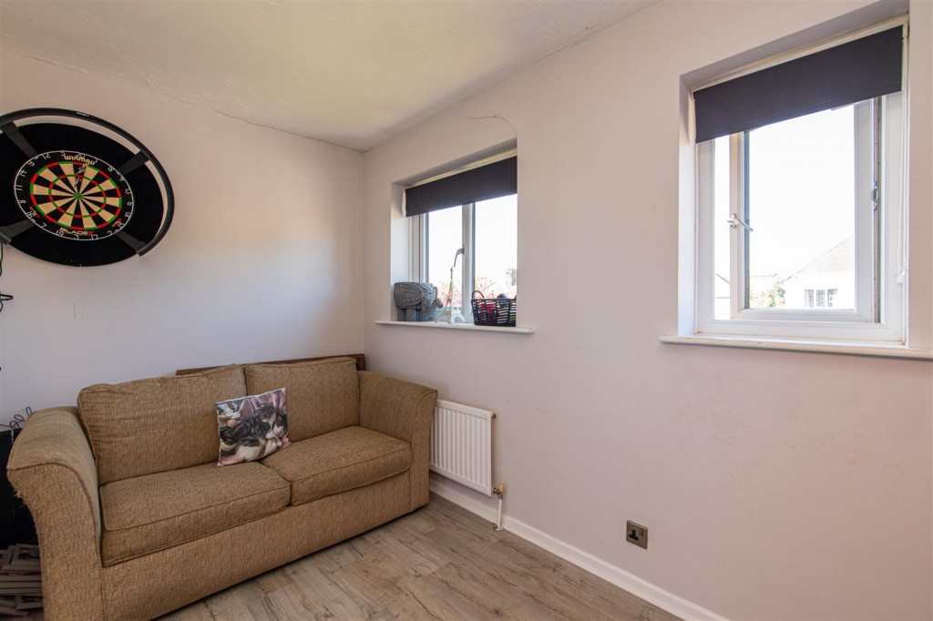 Images for Sandpiper Close, Burton Latimer EAID:oscarjamesapi BID:3