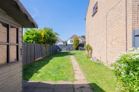 Images for Sandpiper Close, Burton Latimer