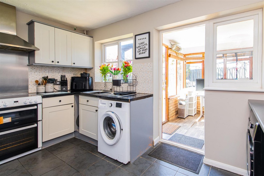 Images for Sandpiper Close, Burton Latimer EAID:oscarjamesapi BID:3