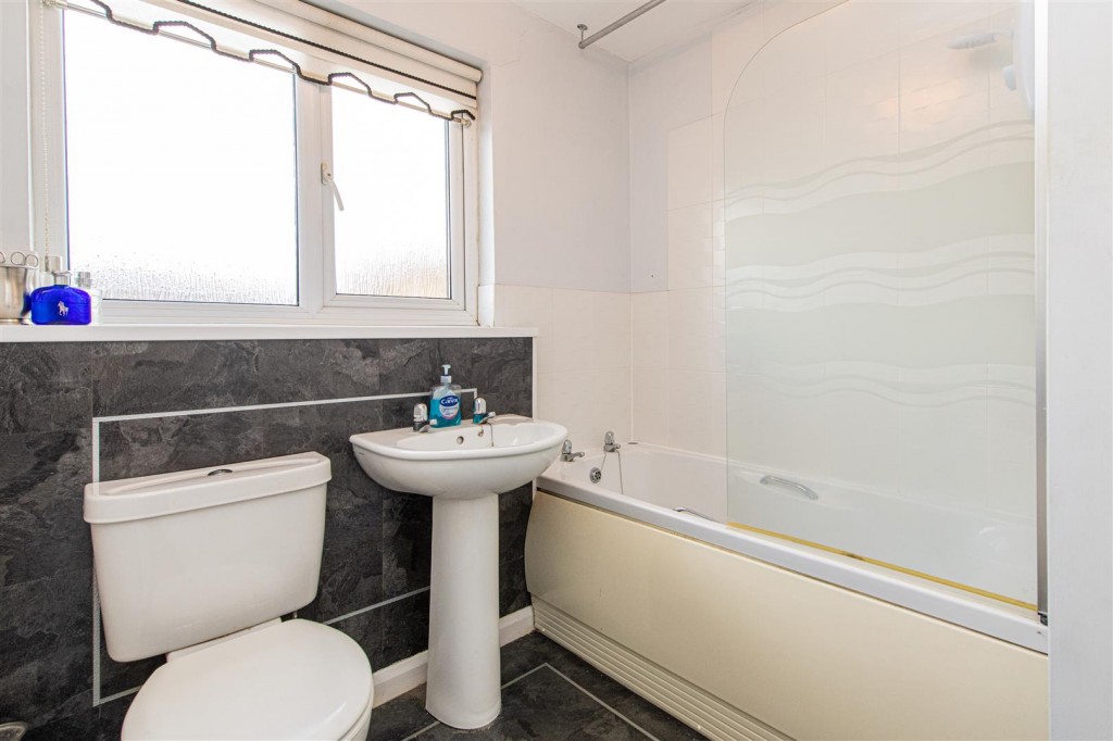 Images for London Road, Kettering EAID:oscarjamesapi BID:2