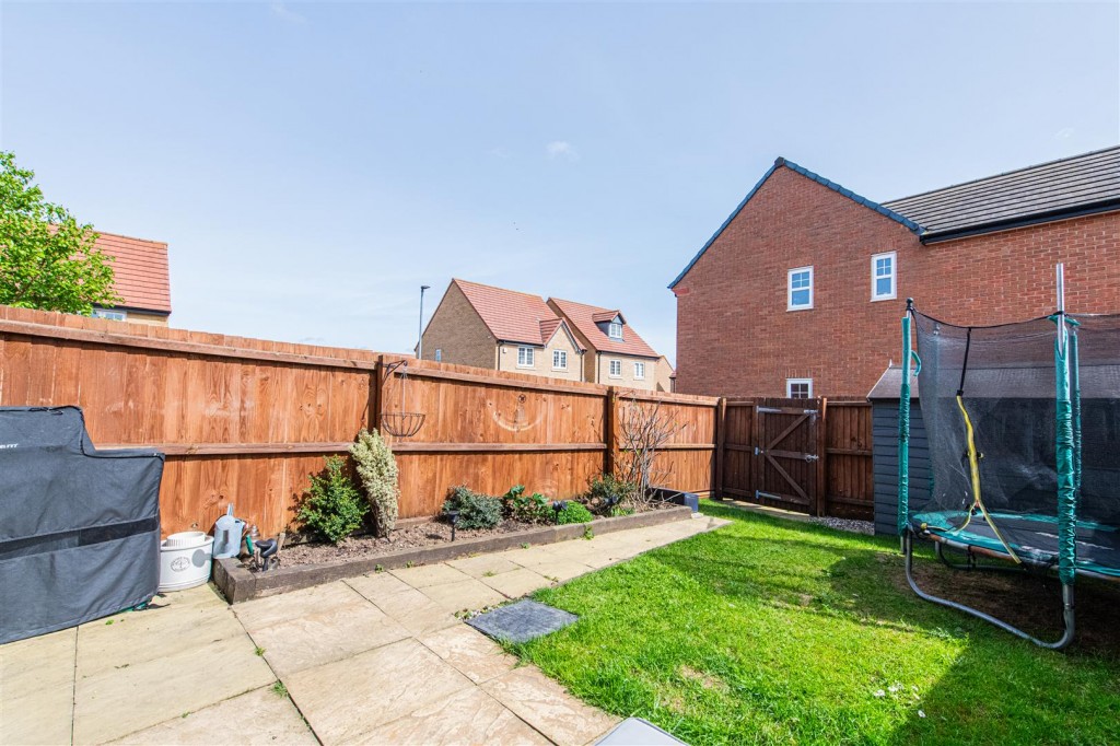 Images for Palmer Crescent, Burton Latimer EAID:oscarjamesapi BID:3