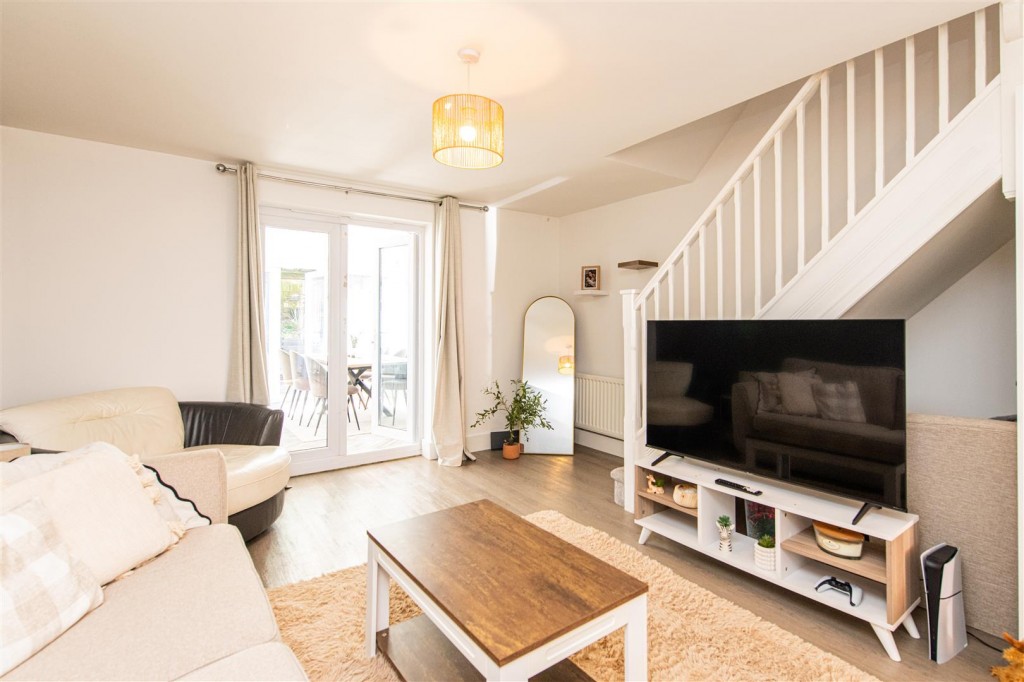 Images for Celtic Close, Higham Ferrers EAID:oscarjamesapi BID:8