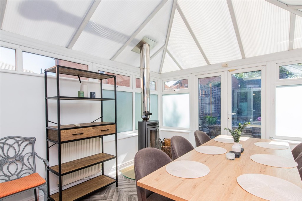 Images for Celtic Close, Higham Ferrers EAID:oscarjamesapi BID:8