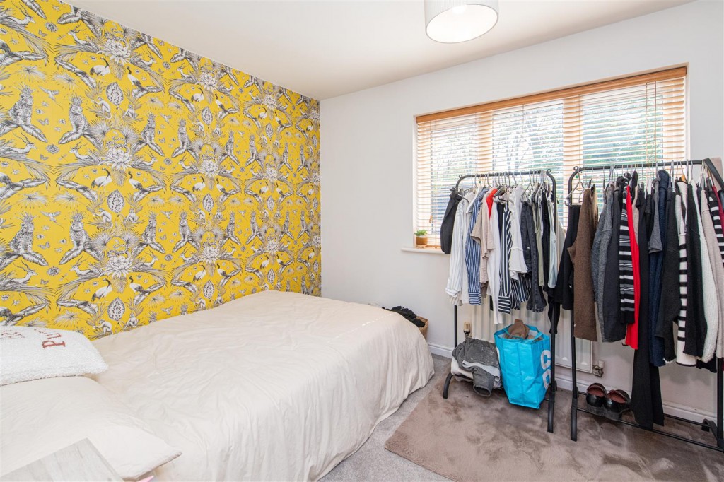 Images for Celtic Close, Higham Ferrers EAID:oscarjamesapi BID:8