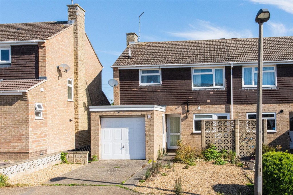 Images for Rushmere Close, Islip EAID:oscarjamesapi BID:3