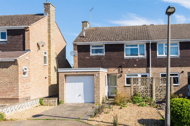 Rushmere Close, Islip - EAID:oscarjamesapi, BID:3