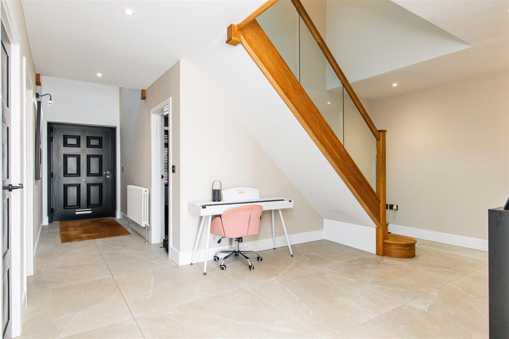 Images for Gipsy Lane, Kettering EAID:oscarjamesapi BID:2