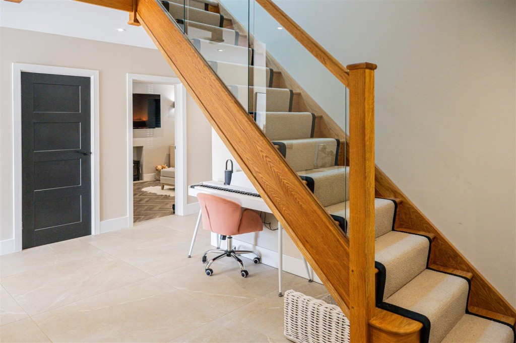 Images for Gipsy Lane, Kettering EAID:oscarjamesapi BID:2