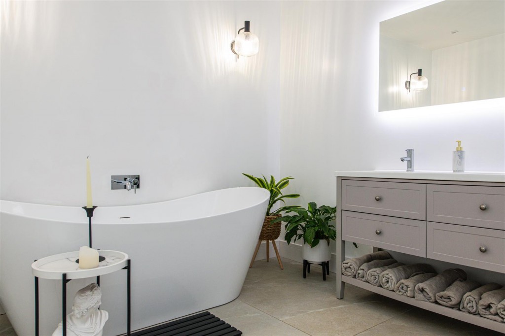 Images for Gipsy Lane, Kettering EAID:oscarjamesapi BID:2