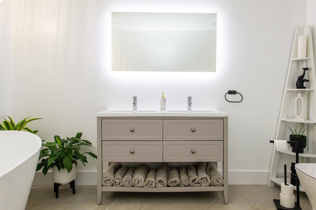 Images for Gipsy Lane, Kettering EAID:oscarjamesapi BID:2