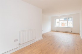 Images for Elizabeth Way, Higham Ferrers