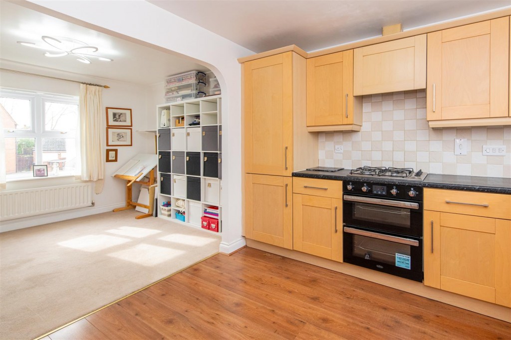 Images for Celtic Close, Higham Ferrers EAID:oscarjamesapi BID:8