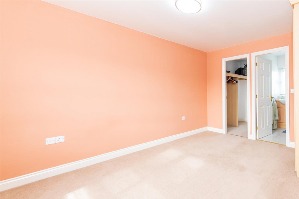 Images for Celtic Close, Higham Ferrers EAID:oscarjamesapi BID:8