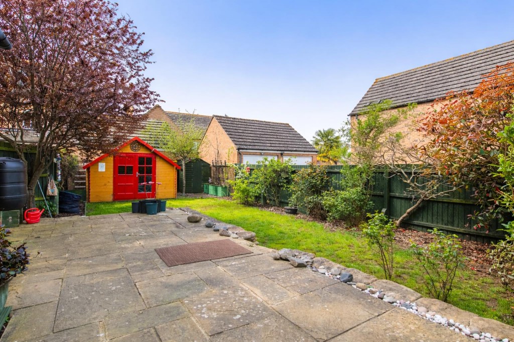 Images for Celtic Close, Higham Ferrers EAID:oscarjamesapi BID:8