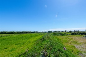 Images for Gables House, Arthingworth Road, Desborough