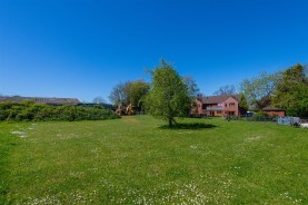 Images for Gables House, Arthingworth Road, Desborough