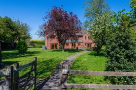 Images for Gables House, Arthingworth Road, Desborough