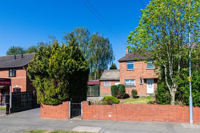 Almond Road, Kettering - EAID:oscarjamesapi, BID:2