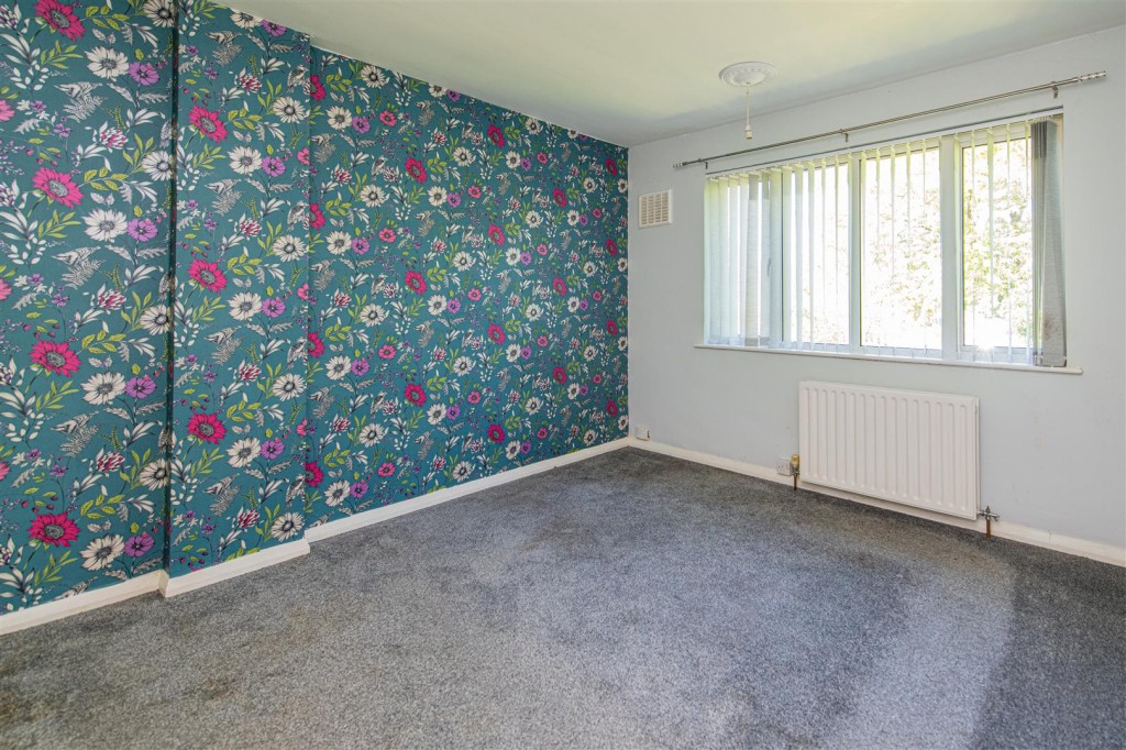 Images for Almond Road, Kettering EAID:oscarjamesapi BID:2