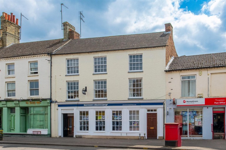 High Street, Thrapston, Kettering - EAID:oscarjamesapi, BID:2