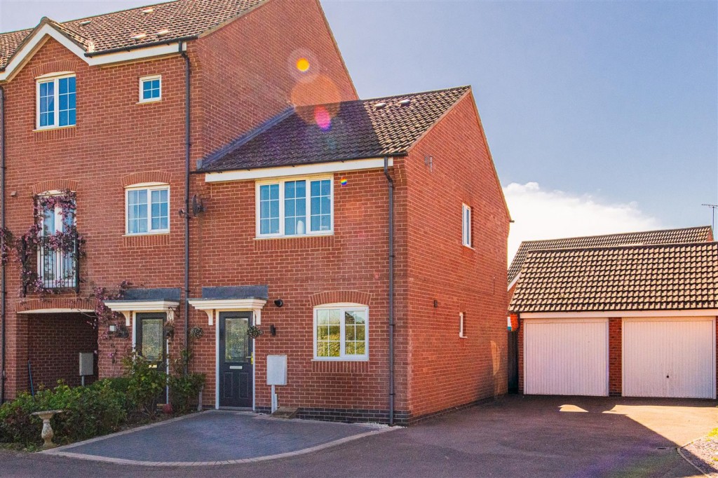 Images for Burdock Way, Desborough, Kettering EAID:oscarjamesapi BID:2