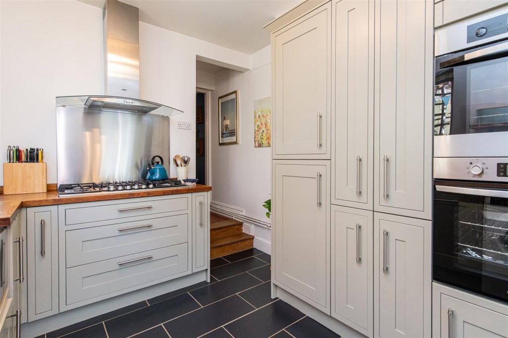 Images for Roundhill Road, Kettering EAID:oscarjamesapi BID:2