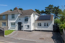 Images for East Avenue, Burton Latimer