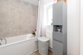 Images for Woodpecker Drive, Rothwell, Kettering