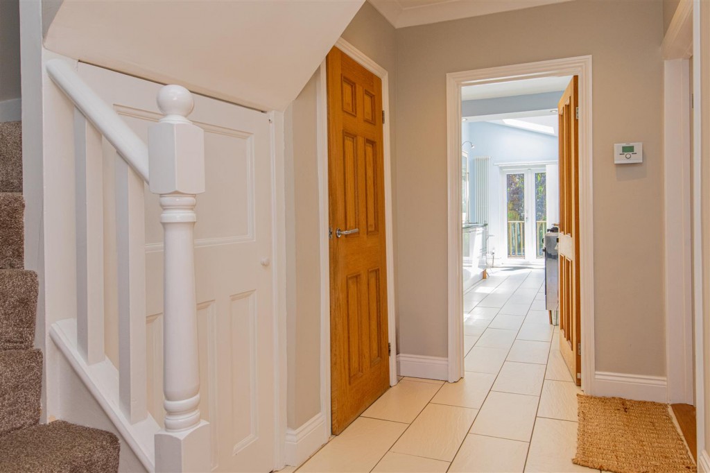 Images for The Headlands, Market Harborough EAID:oscarjamesapi BID:5