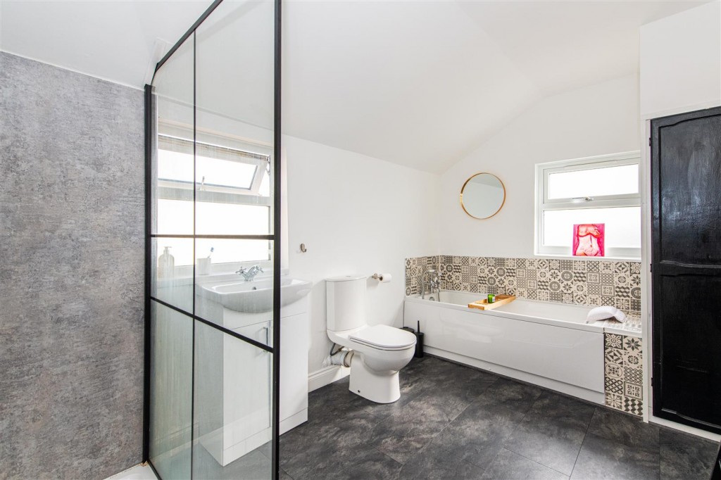 Images for Newtown Road, Little Irchester, Wellingborough EAID:oscarjamesapi BID:6
