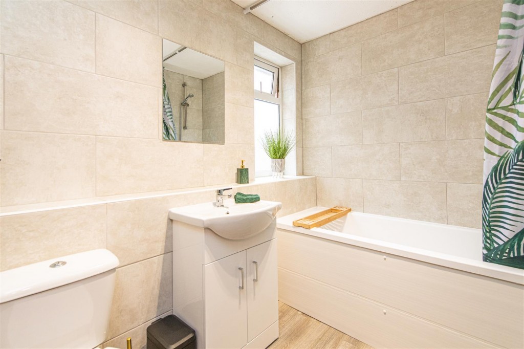 Images for Ripley Road, Cottingham EAID:oscarjamesapi BID:4
