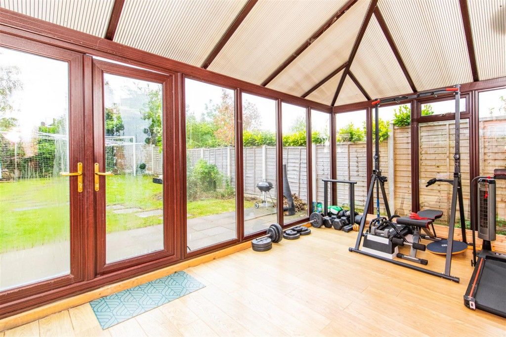 Images for Ripley Road, Cottingham EAID:oscarjamesapi BID:4
